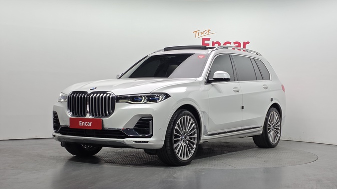 BMW X7 2021