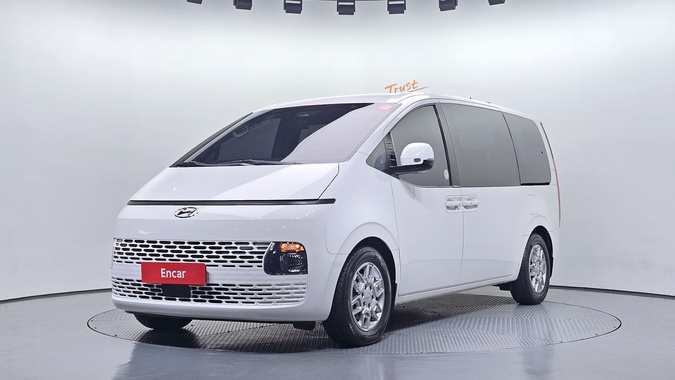 Hyundai Staria 2021