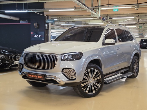 Mercedes-Benz GLS-Class 2023