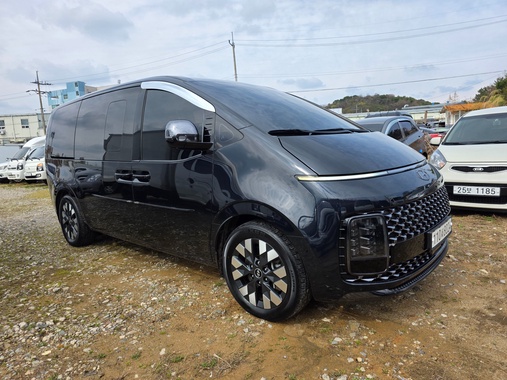 Hyundai Staria 2021