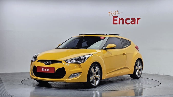 Hyundai Veloster 2012