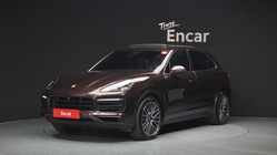 Porsche Cayenne 2021