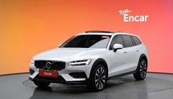 Volvo V60 2023