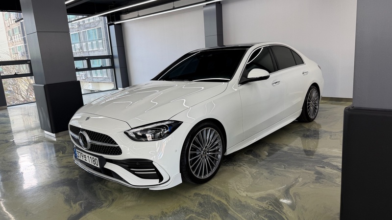 Mercedes-Benz C-Class