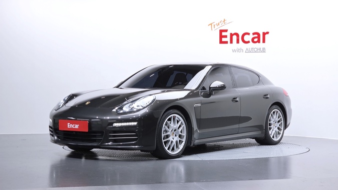 Porsche Panamera 2013