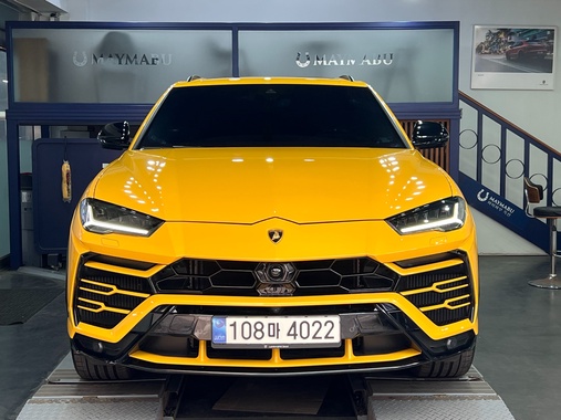 Lamborghini Urus 2021
