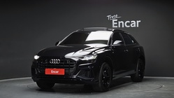 Audi Q8 2021