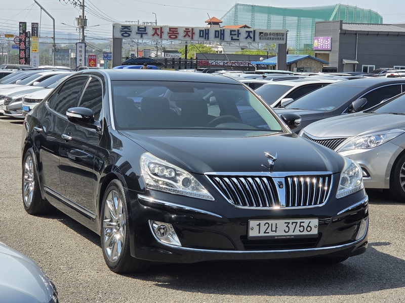 Hyundai Equus