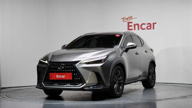 Lexus NX 2023