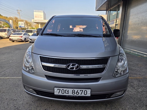 Hyundai Starex 2011