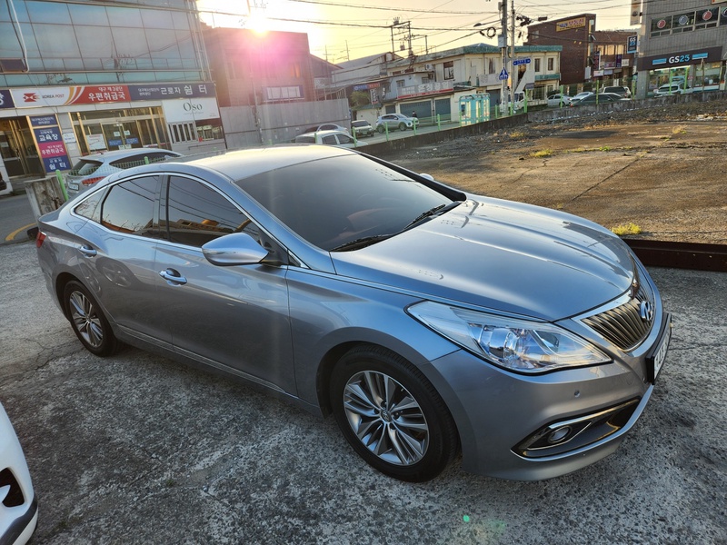 Hyundai Grandeur