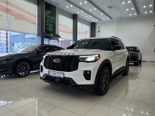 Ford Explorer 2025