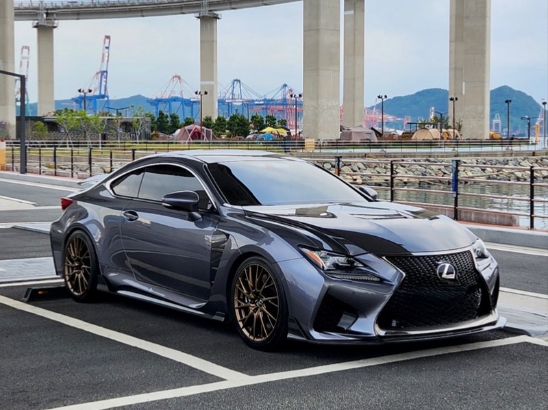 Lexus RC