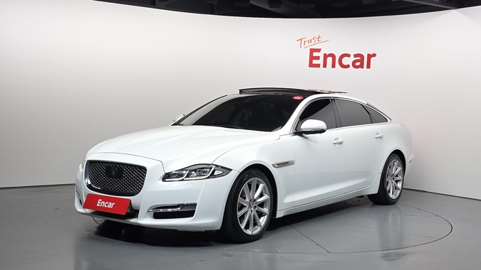 Jaguar XJ 2017