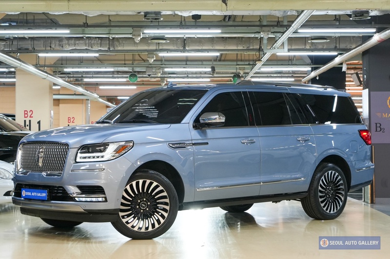 Lincoln Navigator