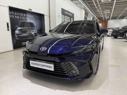 Toyota Camry 2025