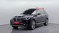 BMW X7 2021