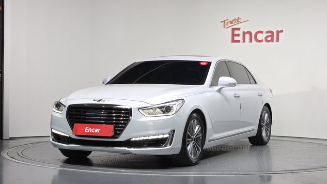 Genesis EQ900 2017