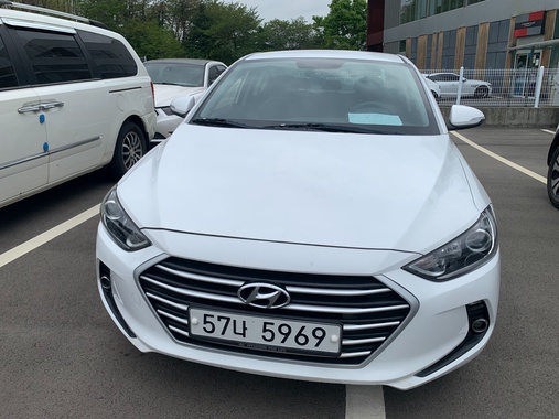 Hyundai Avante 2015