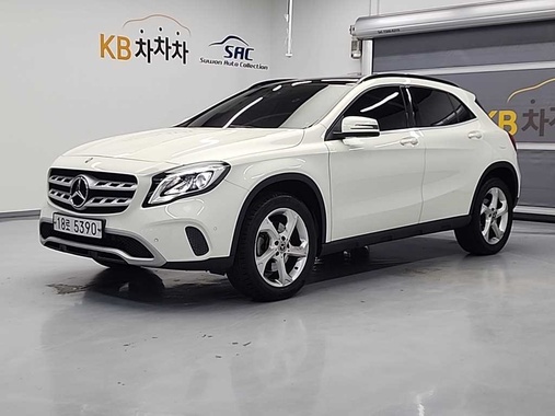 Mercedes-Benz GLA-Class 2017