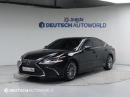 Lexus ES 2019