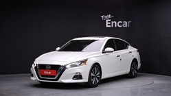 Nissan Altima 2019