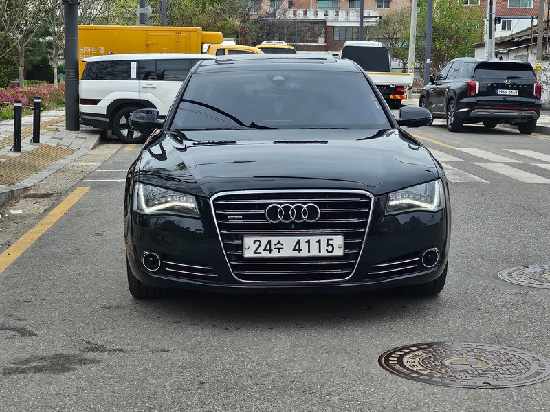 Audi A8