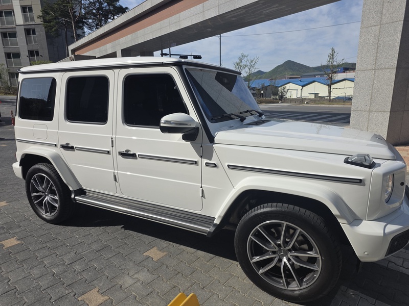 Mercedes-Benz G-Class