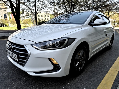 Hyundai Avante 2015