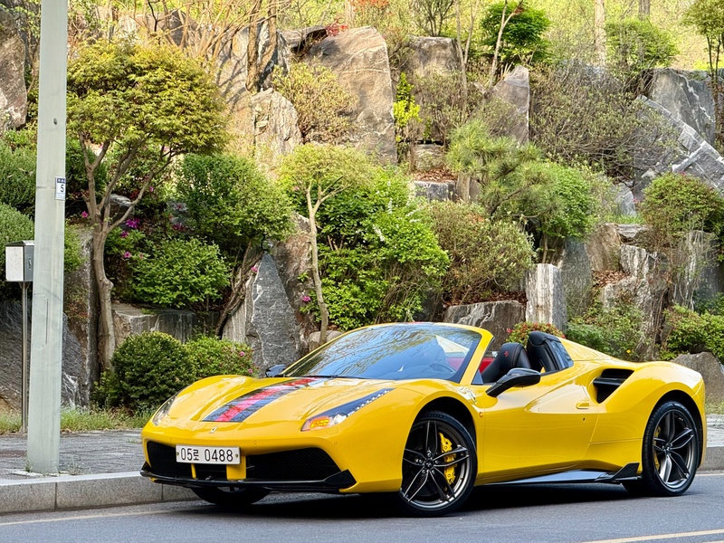 Ferrari 488