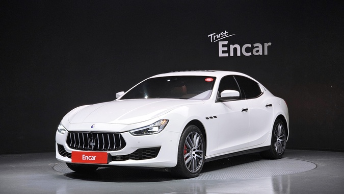 Maserati Ghibli 2020