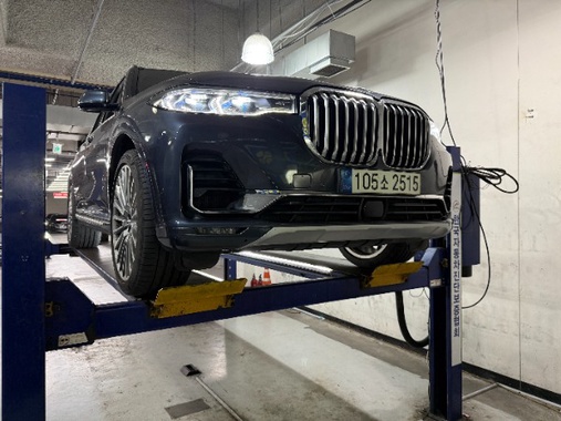 BMW X7 2021
