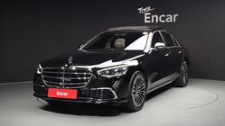 Mercedes-Benz S-Class 2025