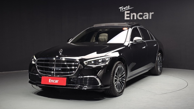 Mercedes-Benz S-Class 2025