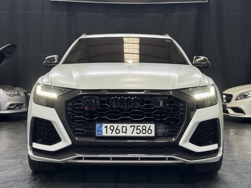 Audi RSQ8 2021