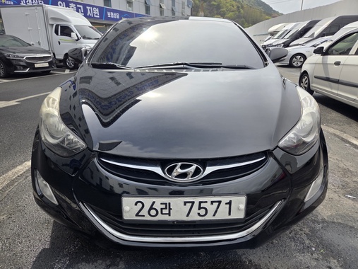 Hyundai Avante 2012