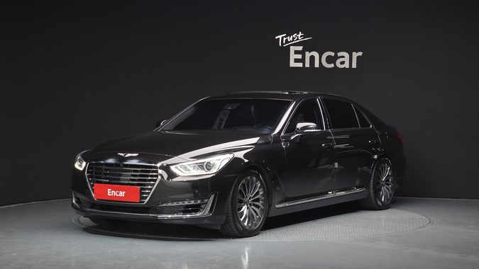 Genesis EQ900 2018
