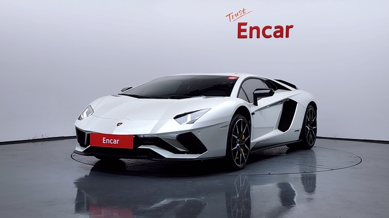 Lamborghini Aventador
