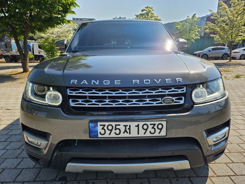 Land Rover Sport