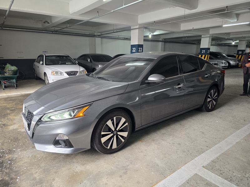 Nissan Altima