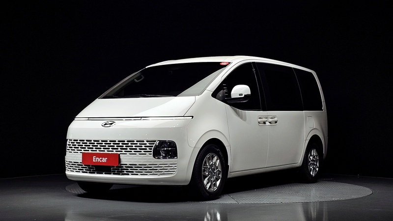 Hyundai Staria