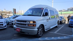 Chevrolet Chevy Van 2002