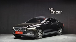 Volvo S90 2023