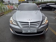 Hyundai Genesis 2011
