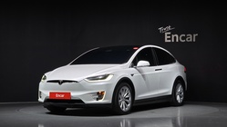 Tesla Model X 2018