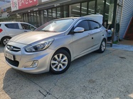 Hyundai Accent 2015