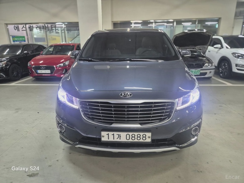 Kia Canival
