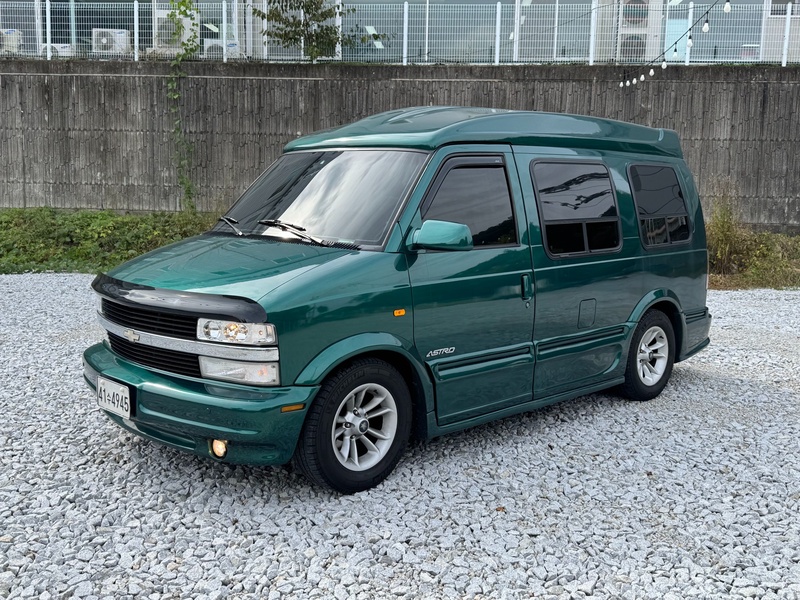 Chevrolet Astro Van