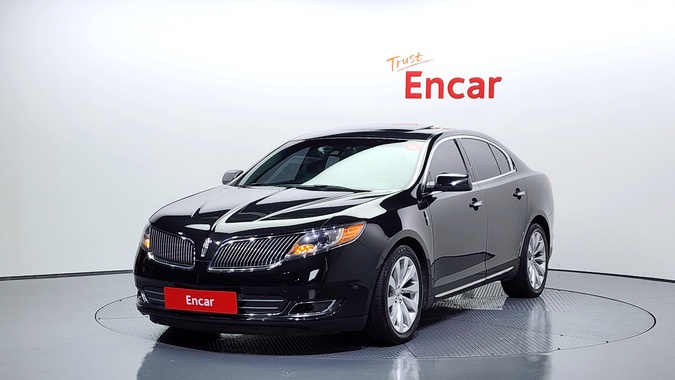 Lincoln MKS 2013