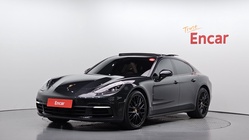 Porsche Panamera 2018